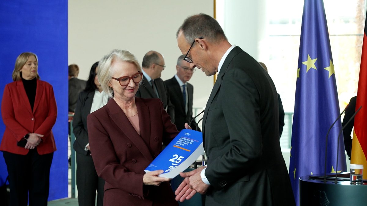 Wirtschaftsweise zweifeln an Aufschwung – Kritik an Regierung