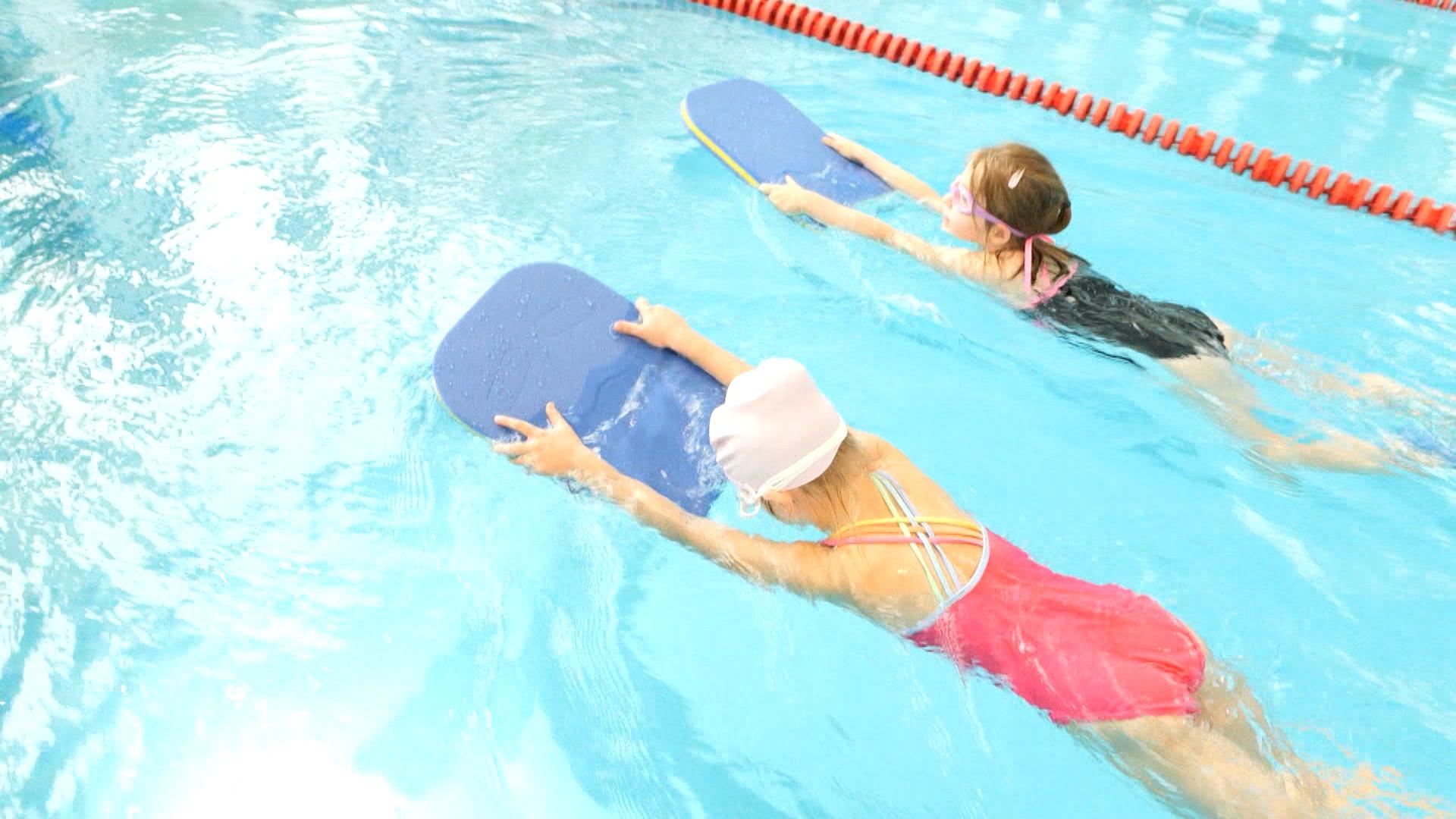 Über 20.000 Kinder nehmen in diesem Jahr an der Aktion "Bayern schwimmt" teil.