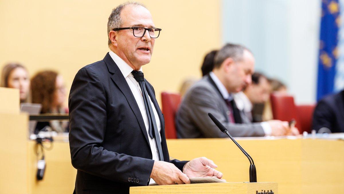 Landtags-Vizepräsident Alexander Hold von den Freien Wählern.