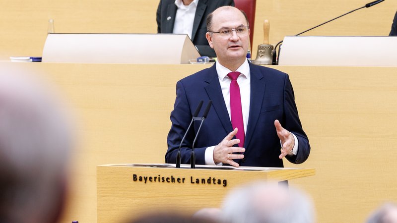 Albert Füracker im Landtag (Archiv) | Bild: pa/dpa/Matthias Balk Albert Füracker im Landtag (Archiv)