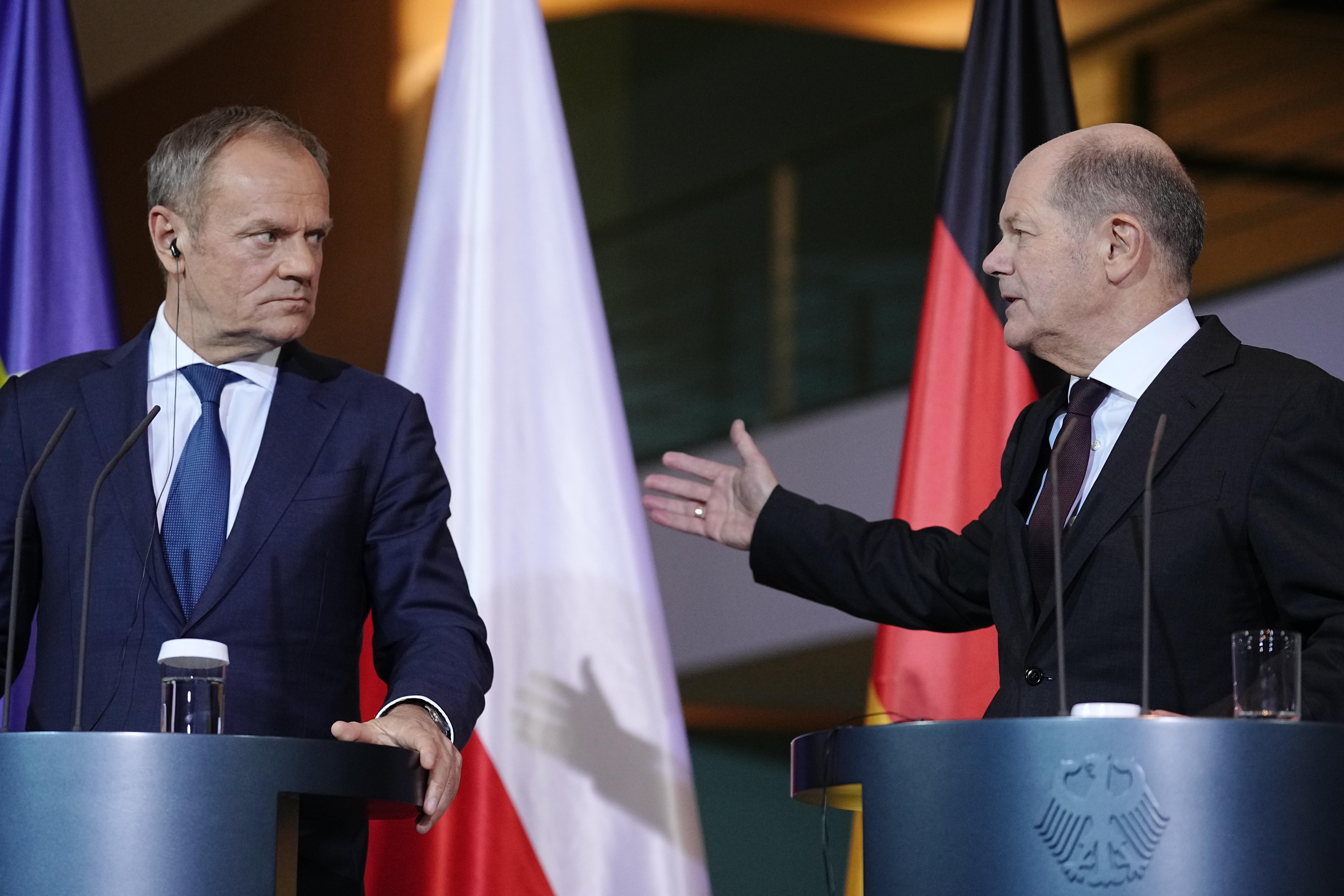 Engere Kooperation Bei Rüstung? Scholz Und Tusk Deuten Pläne An | BR24