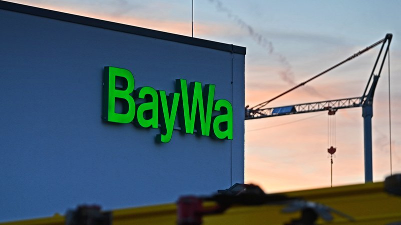 Baywa tilgt 650 Millionen Euro Schulden mit Verkauf | Bild: picture alliance / SVEN SIMON | Frank Hoermann / SVEN SIMON Baywa tilgt 650 Millionen Euro Schulden mit Verkauf
