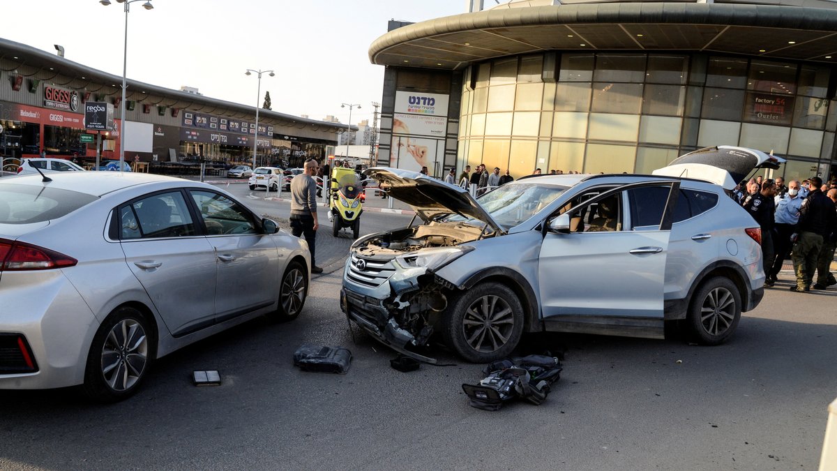 Angreifer tötet vier Menschen in Israel – Täter erschossen