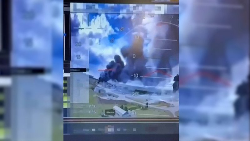Im Video: Ukrainischer Großangriff auf russische Flugplätze | Bild: BR Im Video: Ukrainischer Großangriff auf russische Flugplätze