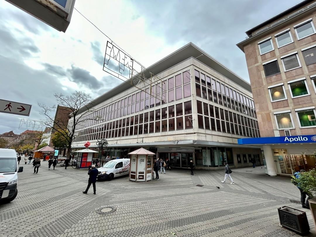 Der leerstehende Kaufhof in der Nürnberger Altstadt 