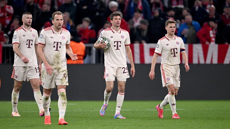 Die Schlüsselspieler des FC Bayern um Harry Kane, Thomas Müller und Joshua Kimmich. | Bild: picture alliance / Pressefoto Ulmer Die Schlüsselspieler des FC Bayern um Harry Kane, Thomas Müller und Joshua Kimmich.
