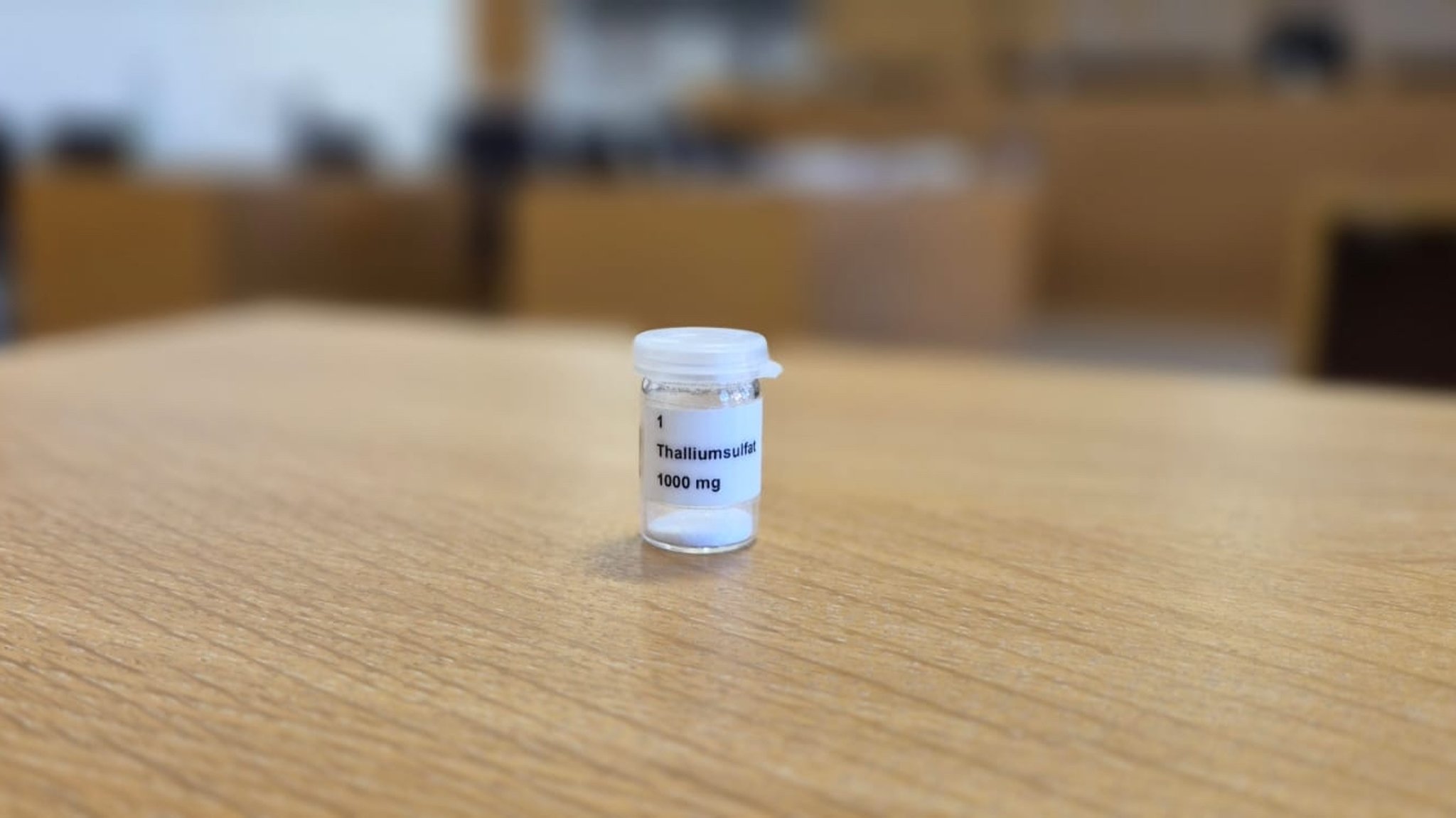 Ein Behälter mit tödlicher Substanz