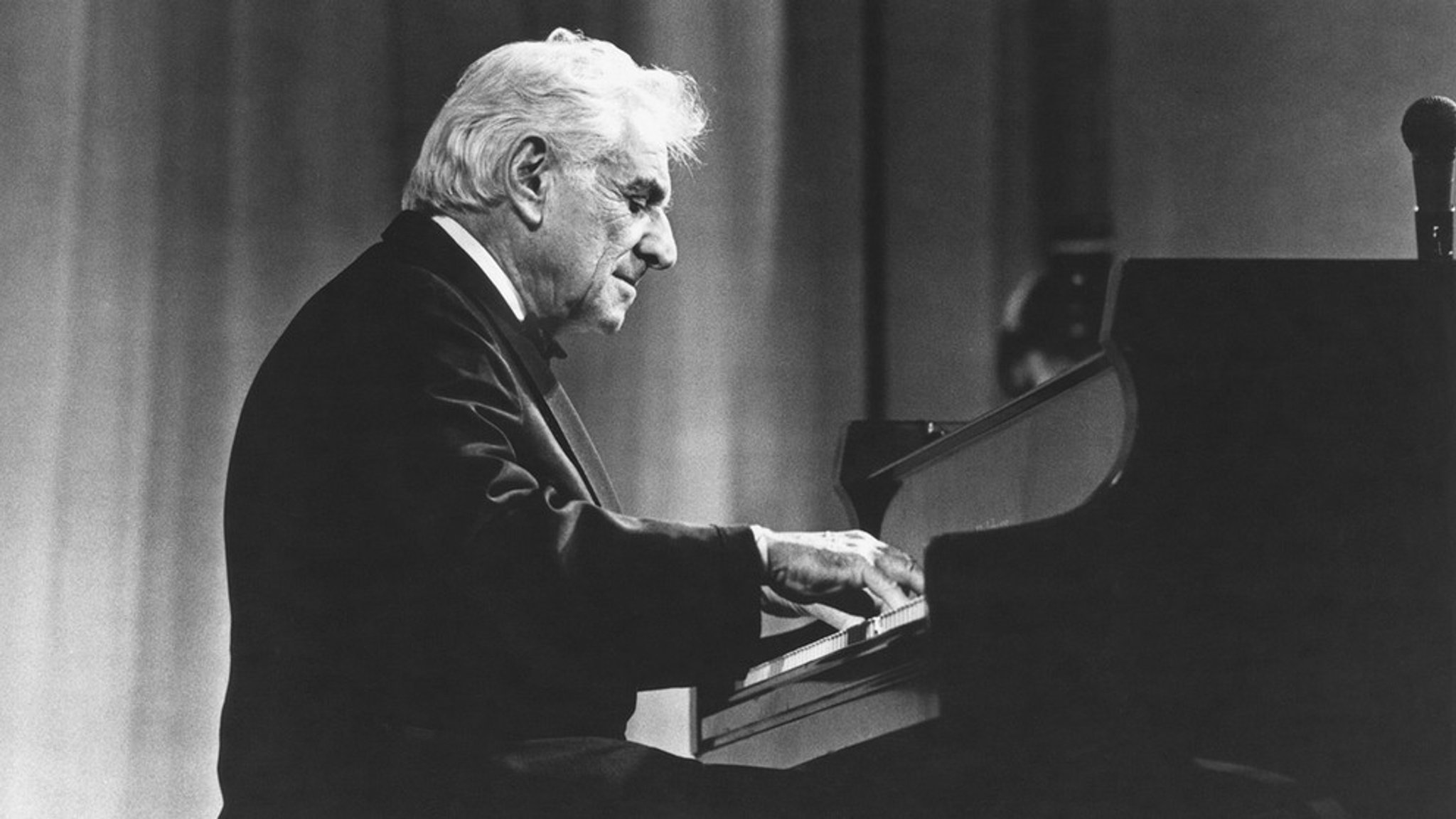 Leonard Bernstein