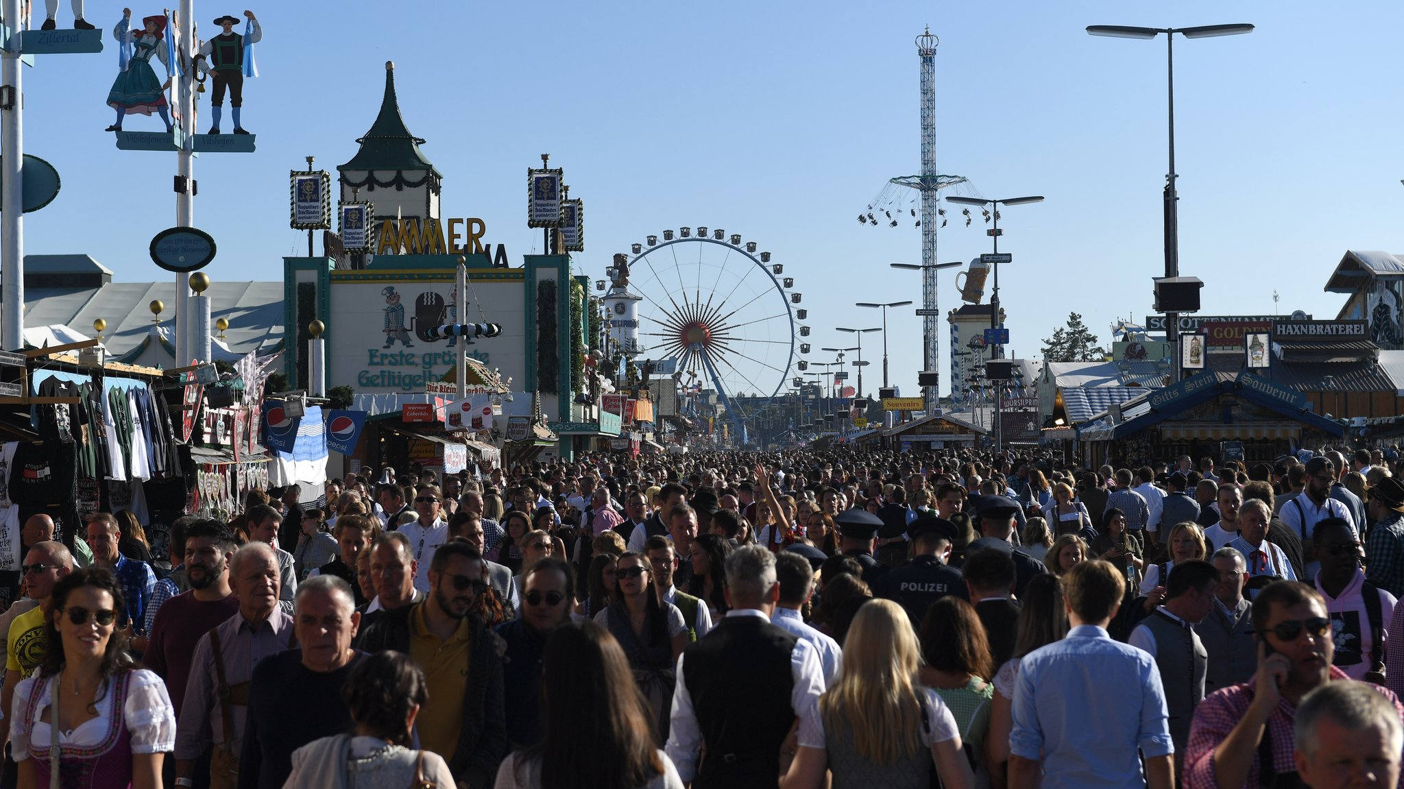 Keine Corona-Hygienevorschriften auf dem Oktoberfest