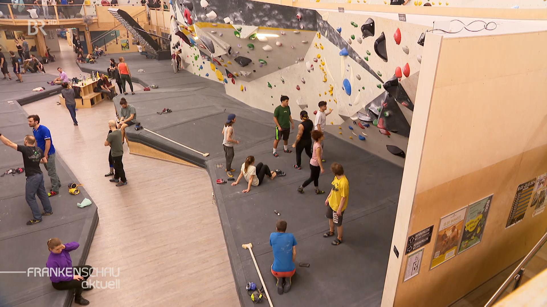 "We Climb" Nürnberg bringt Menschen beim Klettern zusammen