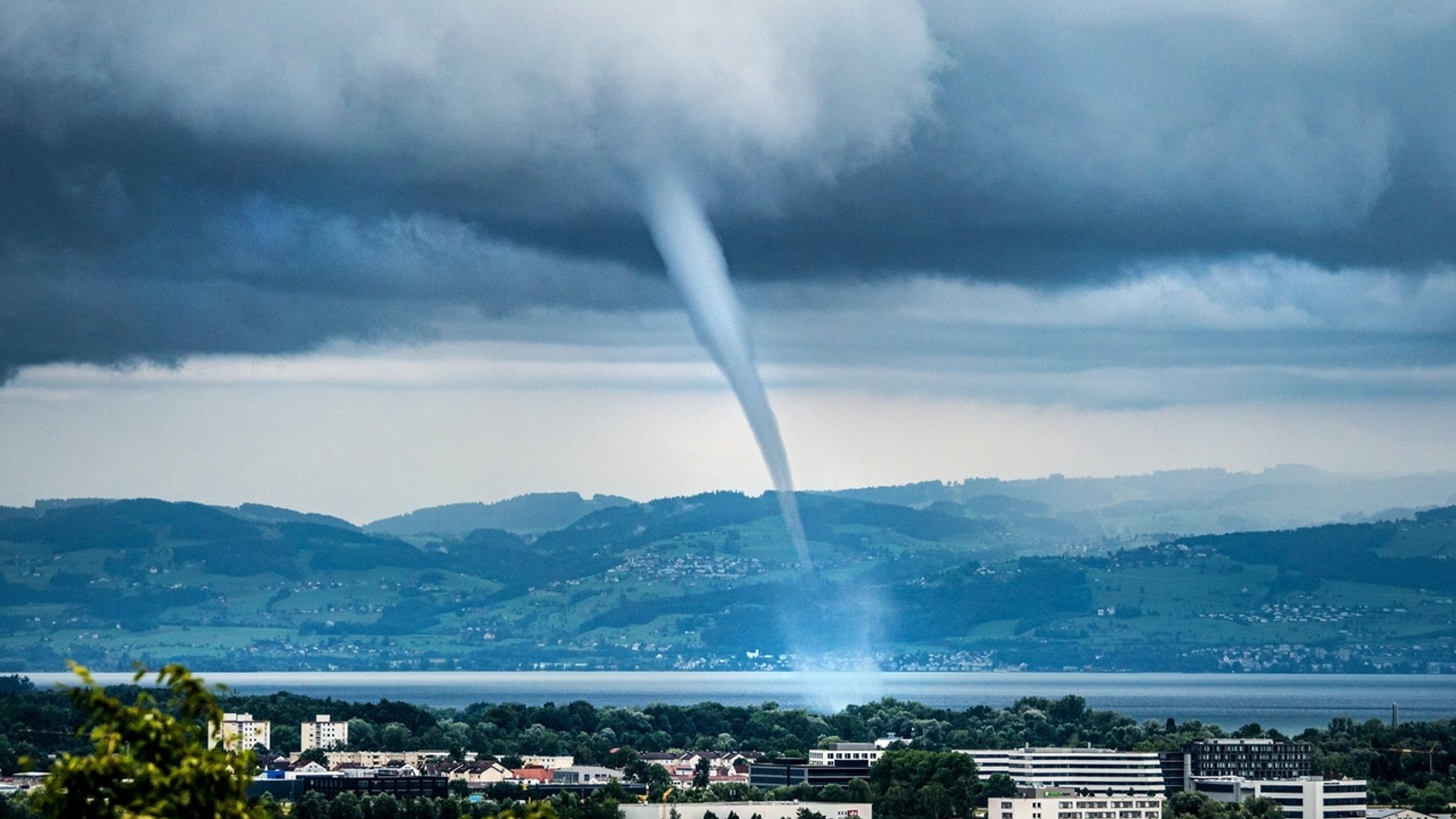 Wasserhose über dem Bodensee