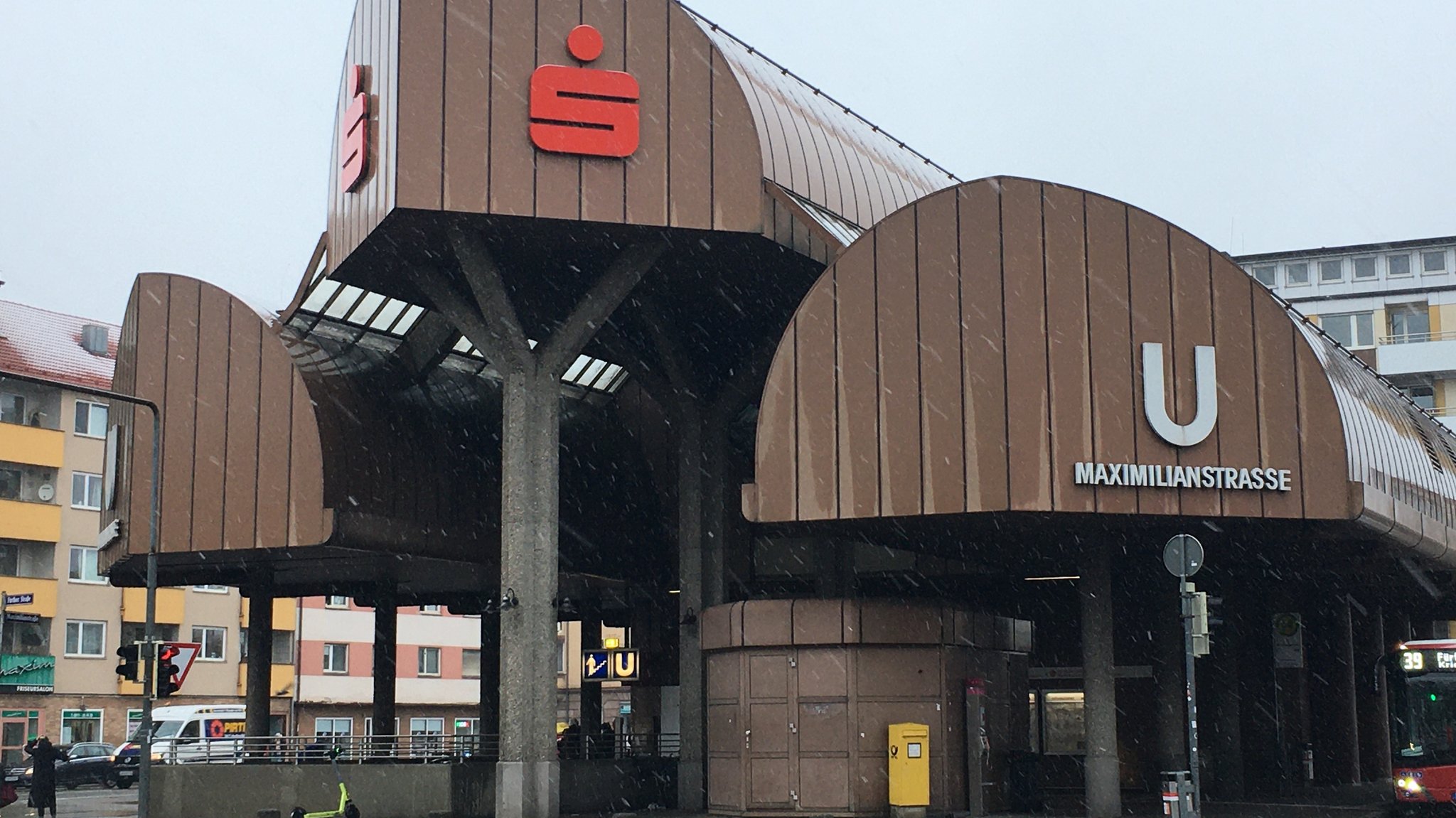 Sparkasse an der U-Bahn Maximilianstraße-