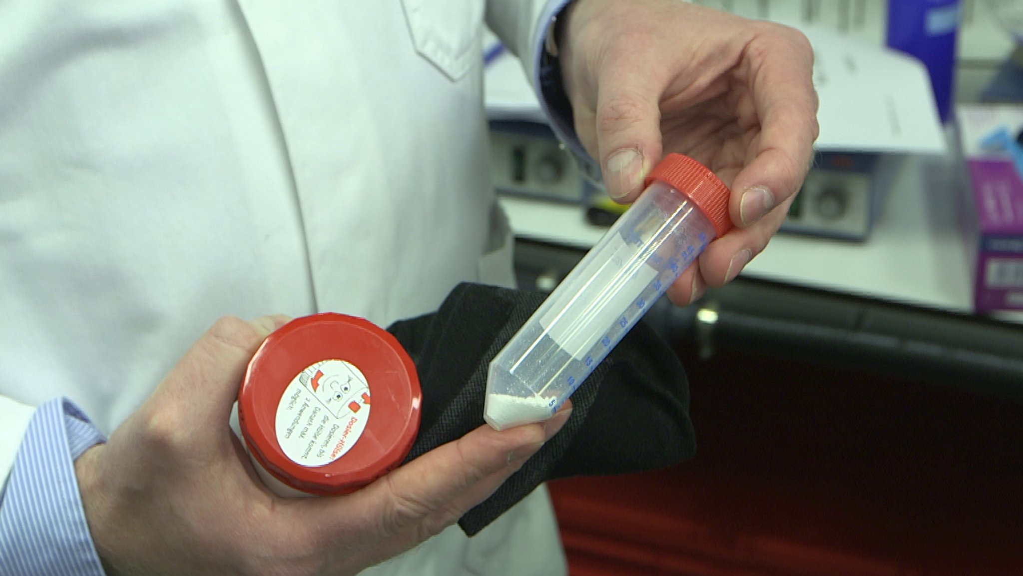 Titandioxid - als Nano-Partikel hat es das Potenzial, das Erbgut zu schädigen.
