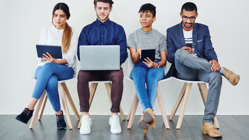 Bewerber mit ausländisch klingenden Namen haben bei der Ausbildungsplatzsuche schlechtere Chancen als Menschen mit vermeintlich deutschem Namen. | Bild: colourbox.com/Stockfoto Bewerber mit ausländisch klingenden Namen haben bei der Ausbildungsplatzsuche schlechtere Chancen als Menschen mit vermeintlich deutschem Namen.