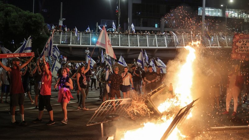 Seit Monaten gehen die Menschen in Israel wegen der Justizreform auf die Straße.