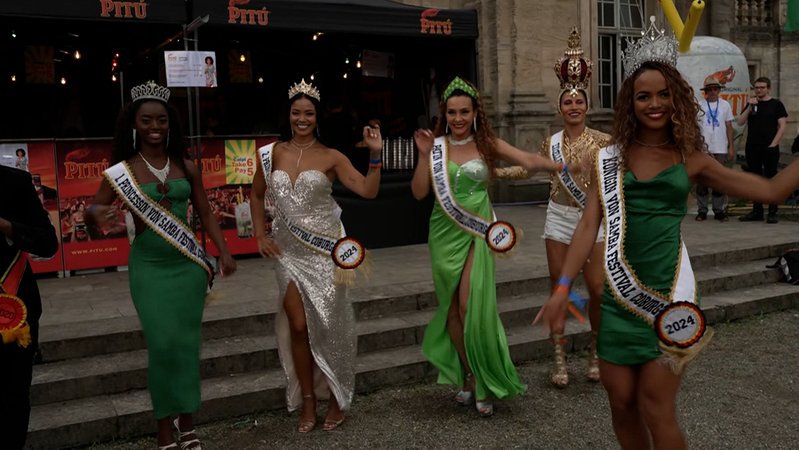 Samba-Tänzerinnen beim Samba-Festival in Coburg.