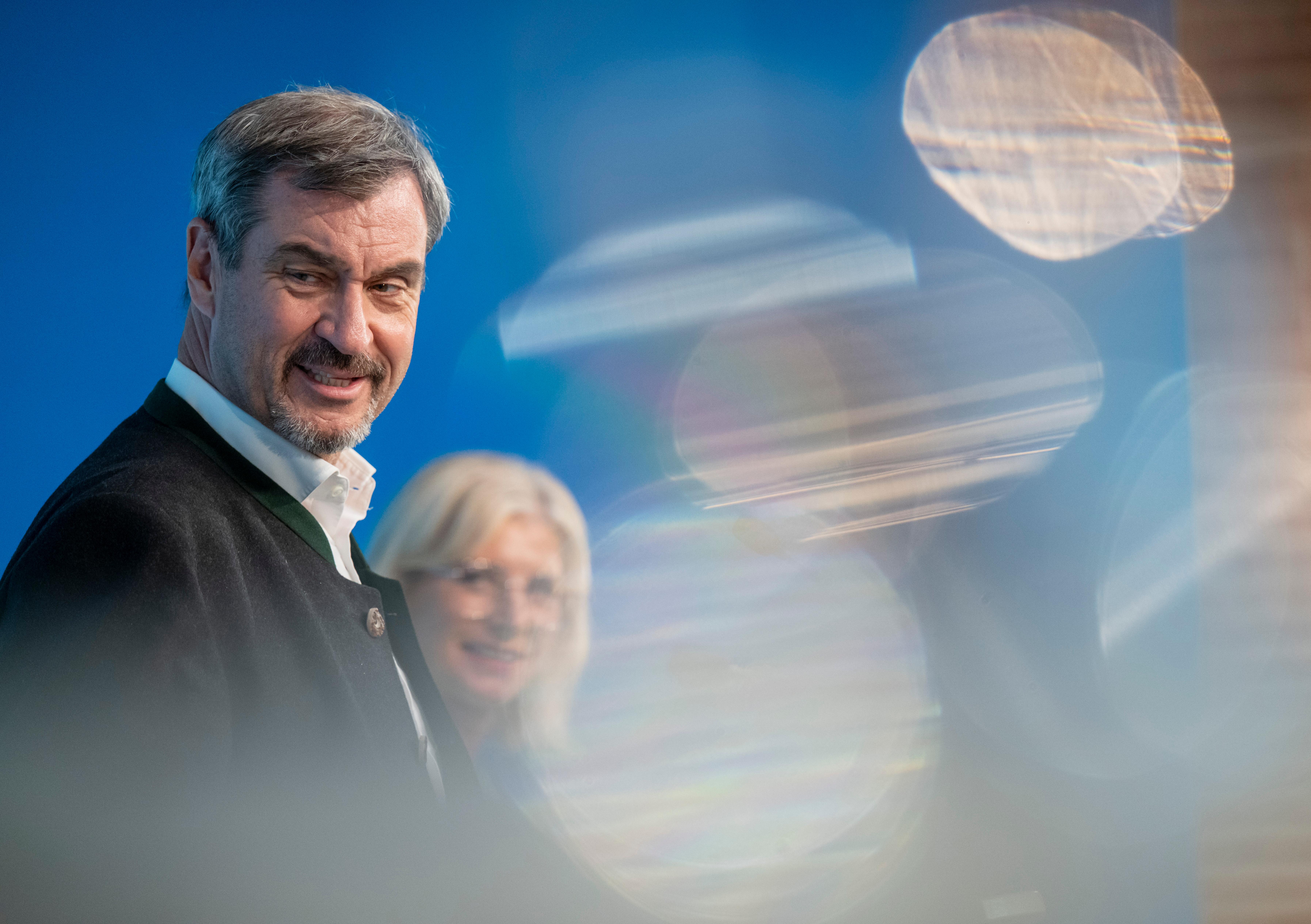 Archivbild: Ministerpräsident Söder und Familienministerin Scharf