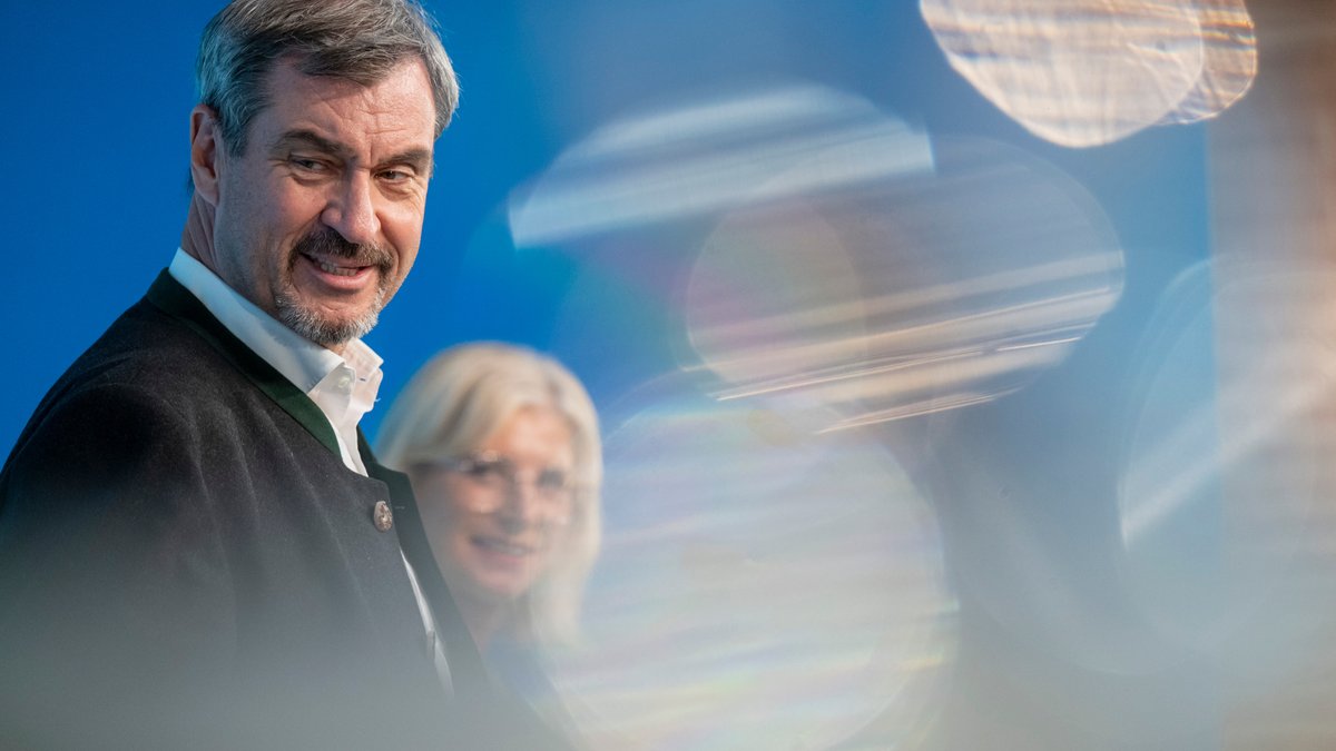 Protest gegen Kinderstartgeld-Aus: 200.000 Unterschriften