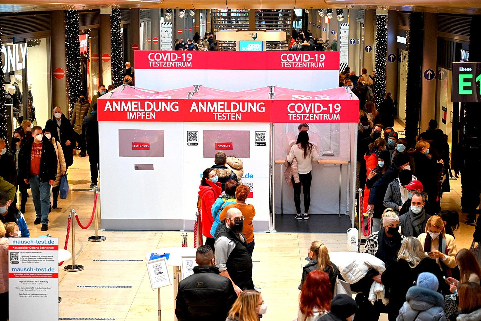 Impf- und Test-Station in einem Einkaufscenter | Bild:picture alliance / rtn - radio tele nord | rtn, frank bründel