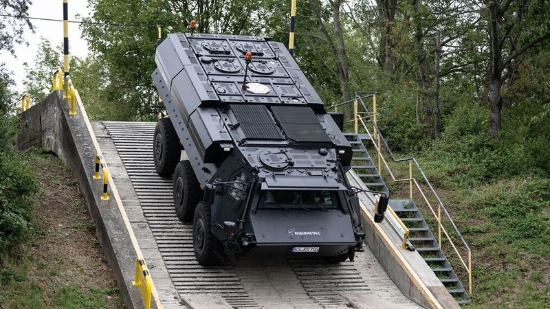 Vor dem Hintergrund des Ukraine-Krieges haben europäische Rüstungskonzerne im vergangenen Jahr besonders stark von der internationalen Aufrüstung profitiert. | Bild: dpa-Bildfunk Vor dem Hintergrund des Ukraine-Krieges haben europäische Rüstungskonzerne im vergangenen Jahr besonders stark von der internationalen Aufrüstung profitiert.