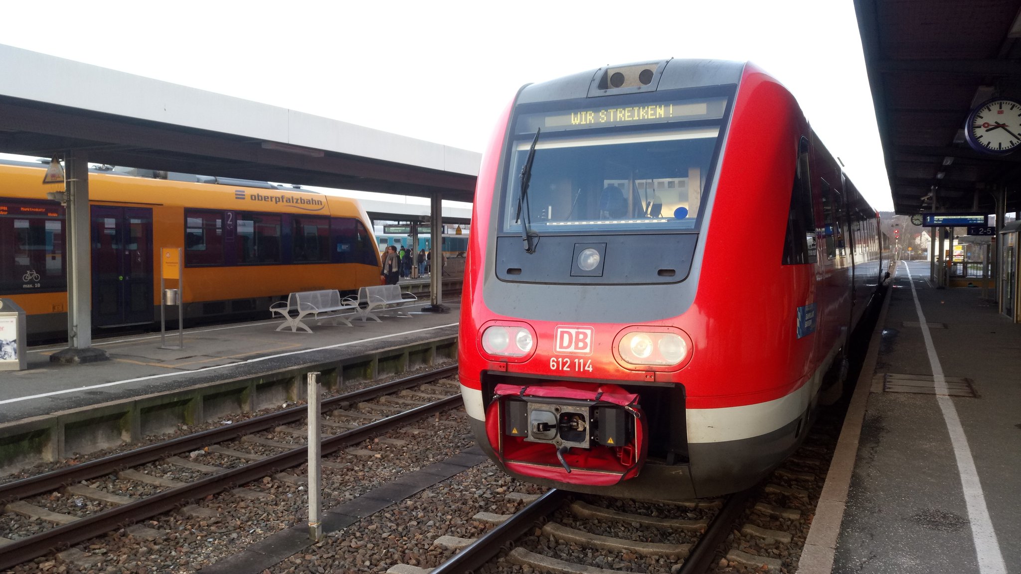 Streit um Sicherheit: EVG droht mit bundesweiter Blockade  