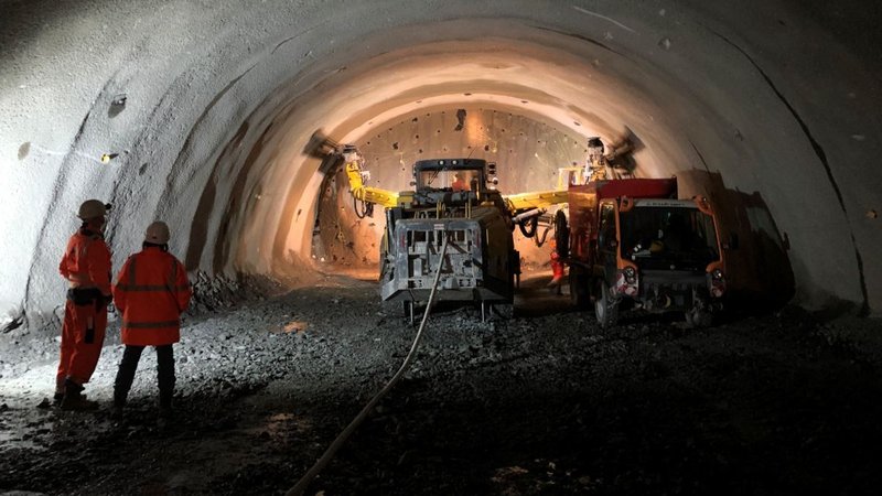 Das staatliche Bauamt Weilheim und die Tunnelbaufirma befinden sich in einem Rechtsstreit.