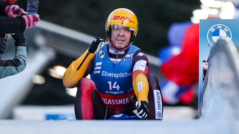 Felix Loch jubelt - WM-Bronze | Bild: picture alliance/dpa | Jan Woitas Felix Loch jubelt - WM-Bronze