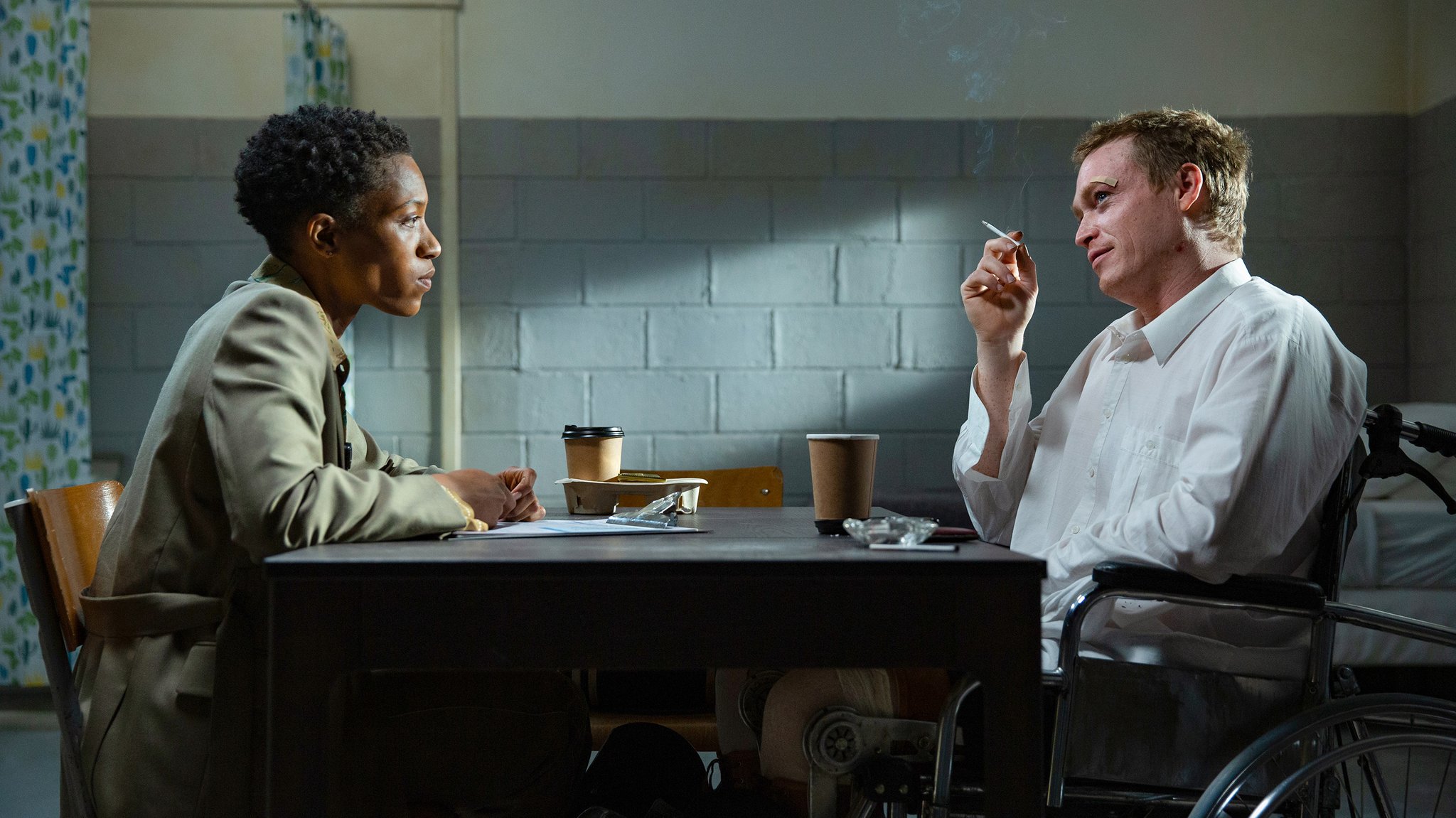 Jonica T. Gibbs und Caleb Landry Jones in "Dogman" von Luc Besson.