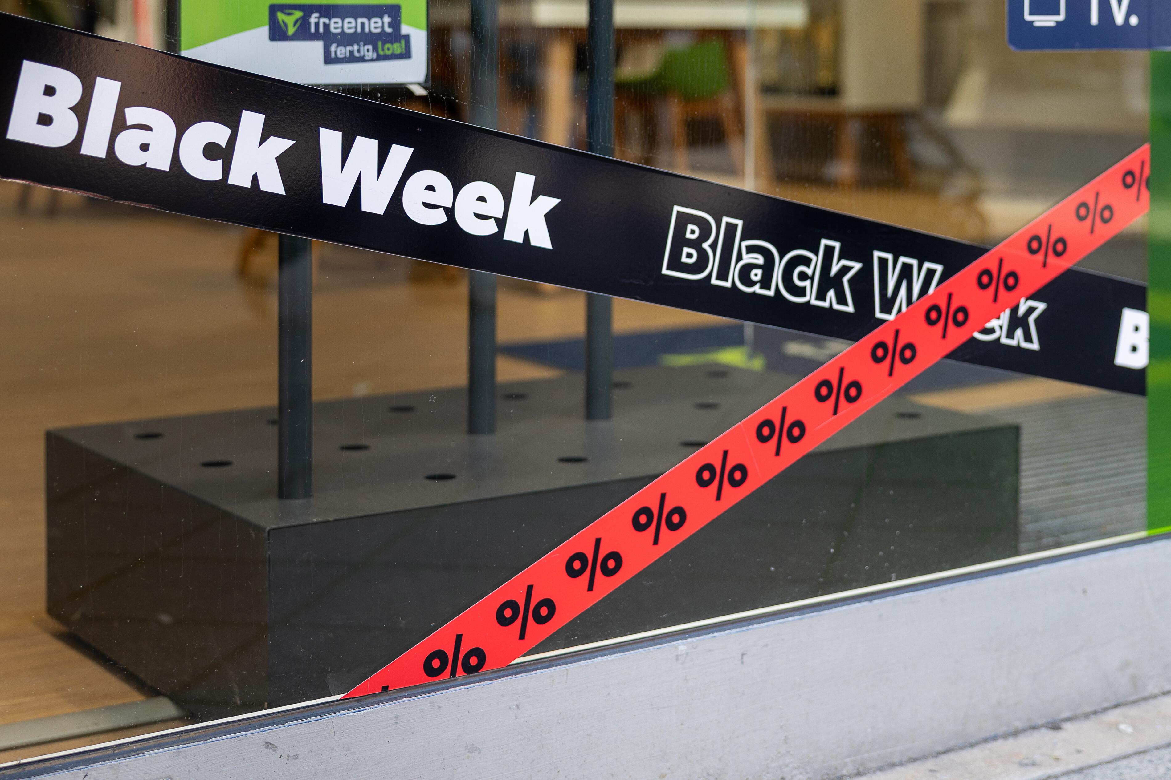 Anlässlich des "Black Friday" werben viele Einzelhandelsgeschäfte mit Rabattangeboten. 