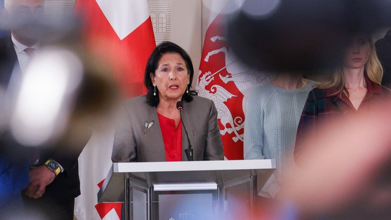 Georgiens Präsidentin Salome Surabischwili | Bild: picture alliance/dpa/TASS | Alexander Patrin Georgiens Präsidentin Salome Surabischwili