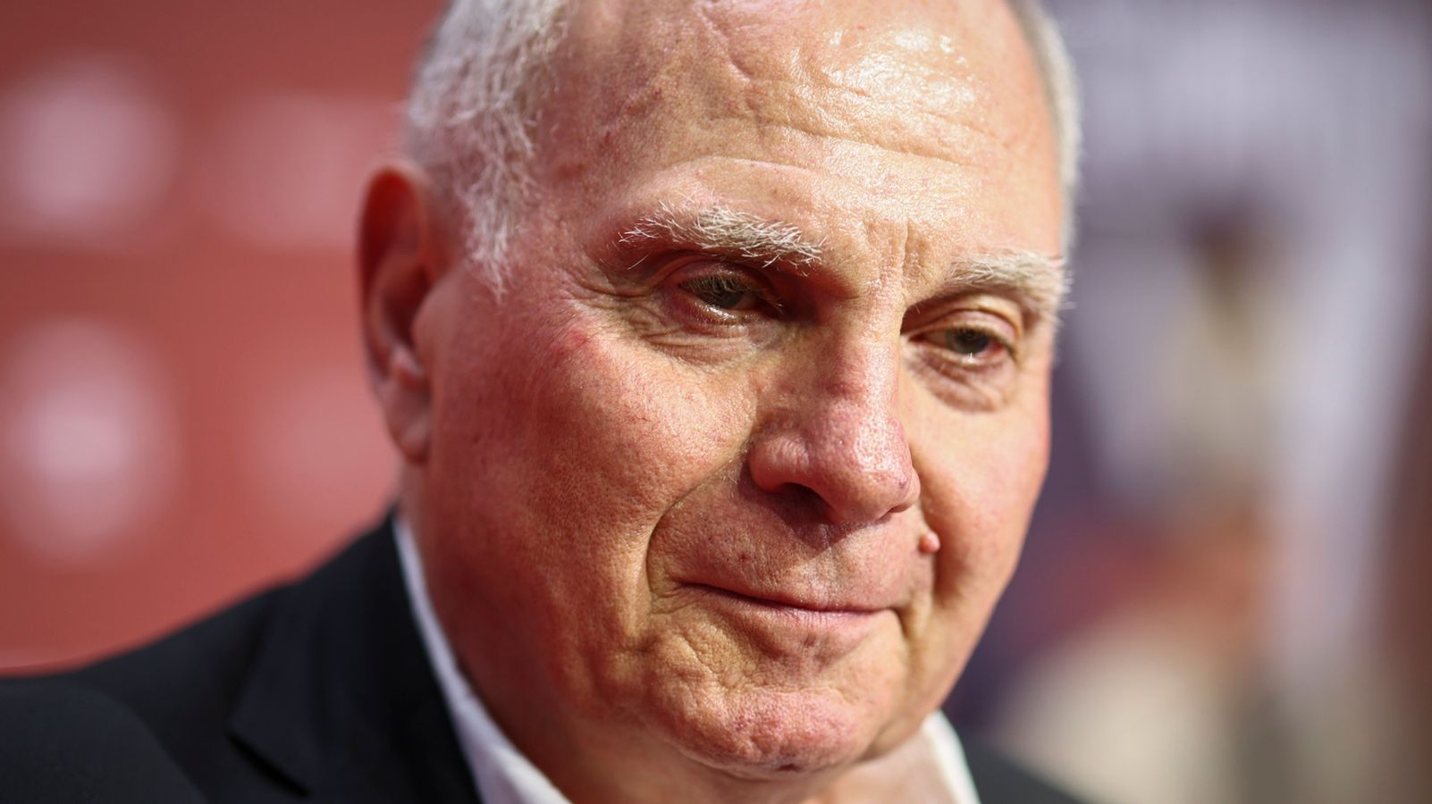 Erfolg für Uli Hoeneß im Nachbarschaftsstreit um Bäume