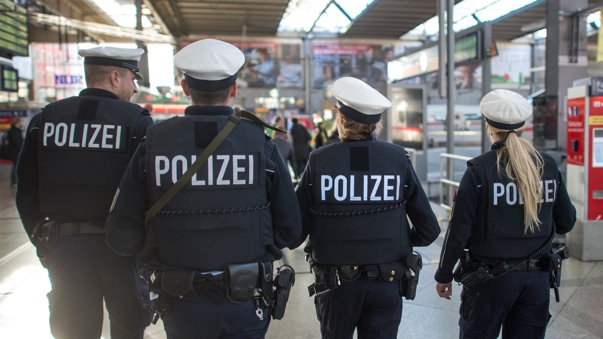 "Stadtbild"-Debatte: GdP fordert mehr Befugnisse an Bahnhöfen
