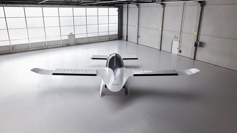 Nach der Lilium-Pleite - Weitere Elektroflugzeug-Projekte in Bayern | Bild: picture alliance / Cover Images | Lilium/Cover Images Nach der Lilium-Pleite - Weitere Elektroflugzeug-Projekte in Bayern