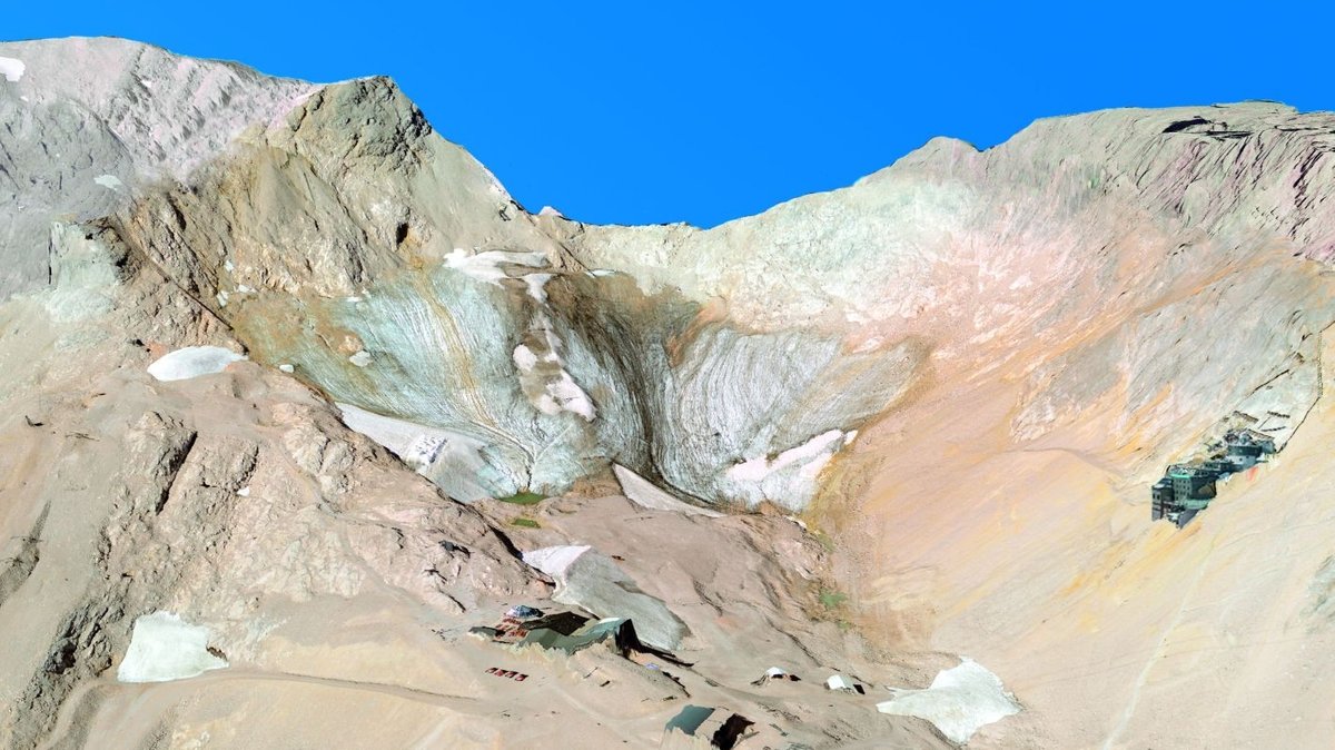Nördlicher Schneeferner, der Gletscher auf der Zugspitze in den Alpen