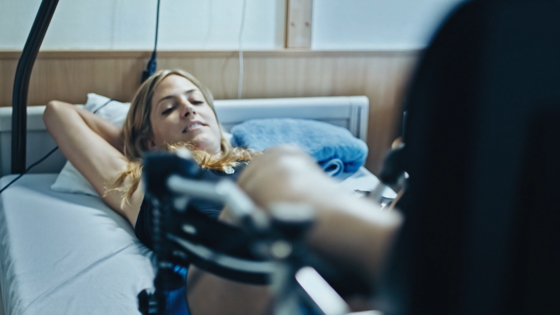 Gela Allmann im Krankenhaus