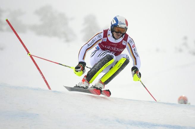 Skirennläufer Linus Straßer beim Slalom in Levi | Bild:dpa