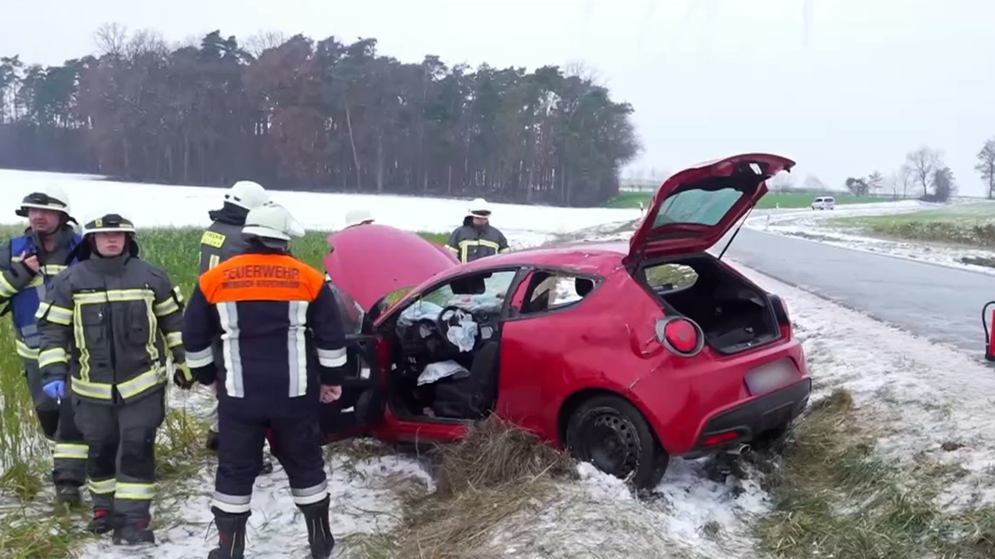 Verunglücktes Auto.