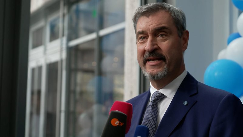 CSU-Chef Söder am Rande der 80-Jahr-Feier | Bild: BR CSU-Chef Söder am Rande der 80-Jahr-Feier