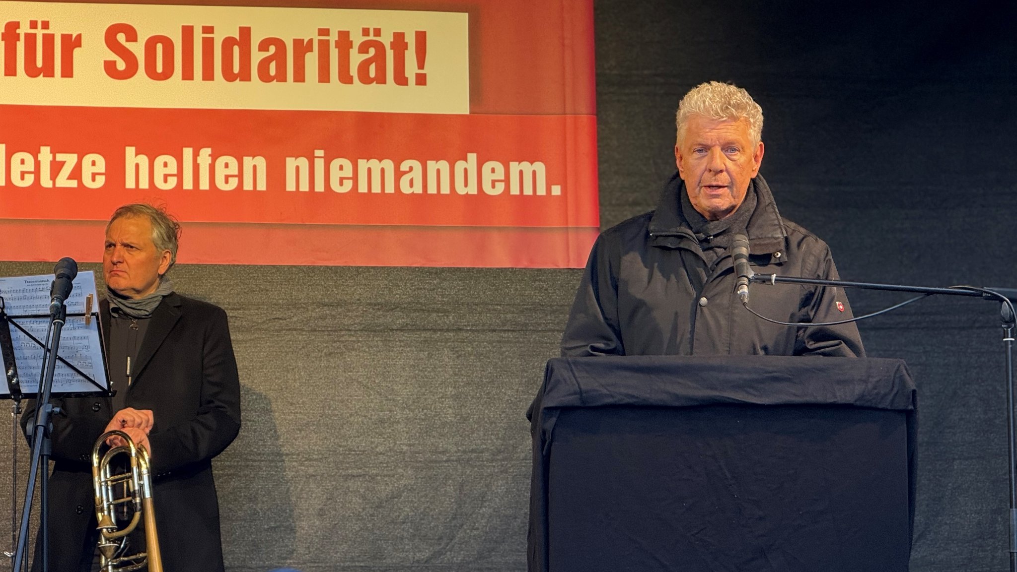 Dieter Reiter bei der Gedenkveranstaltung in der Seidlstraße 