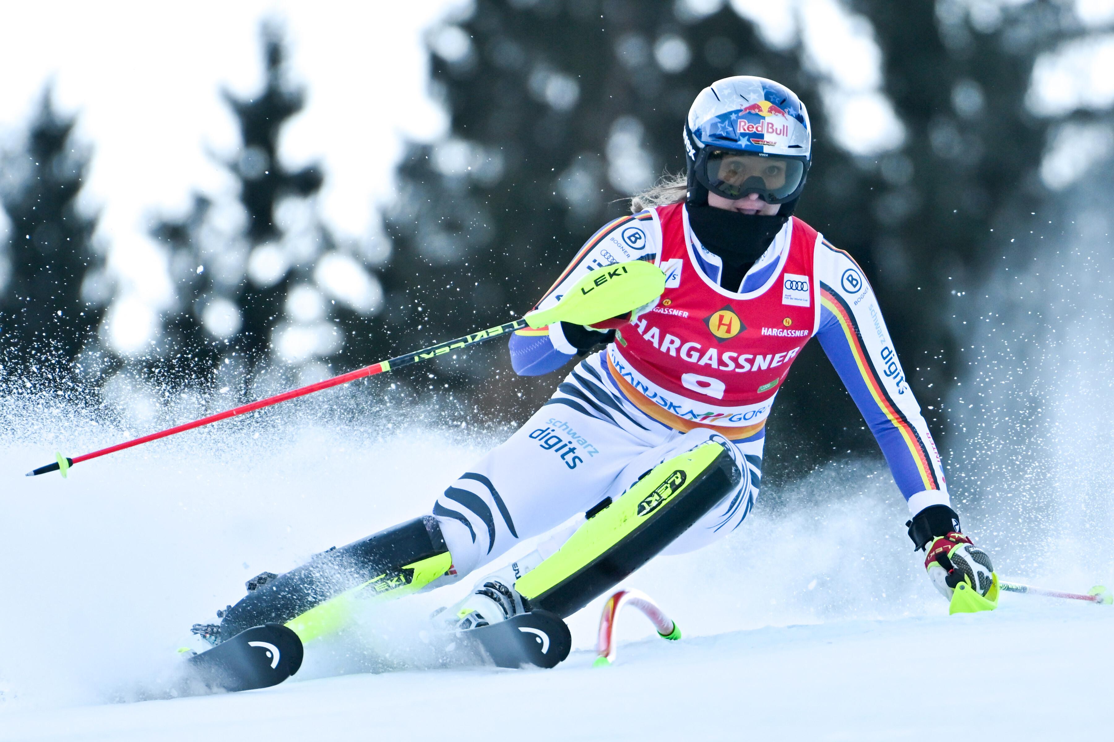 Emma Aicher beim 1. Lauf im Slalom in Kranjska Gora