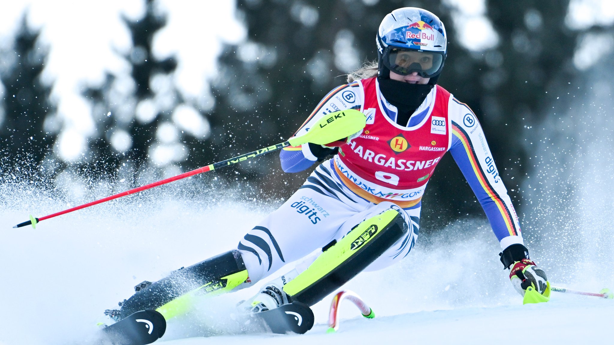 Emma Aicher beim 1. Lauf im Slalom in Kranjska Gora