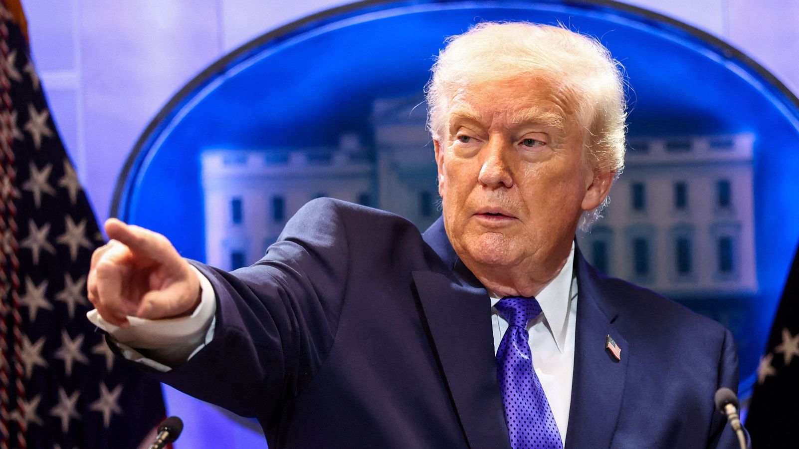 Trump will weltweite Zölle auf 15 Prozent erhöhen - Bayerischer Rundfunk
