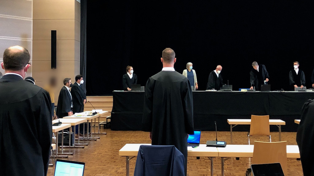 Der fünfte Prozesstag gegen den Messerangreifer fand in Veitshöchheim statt.