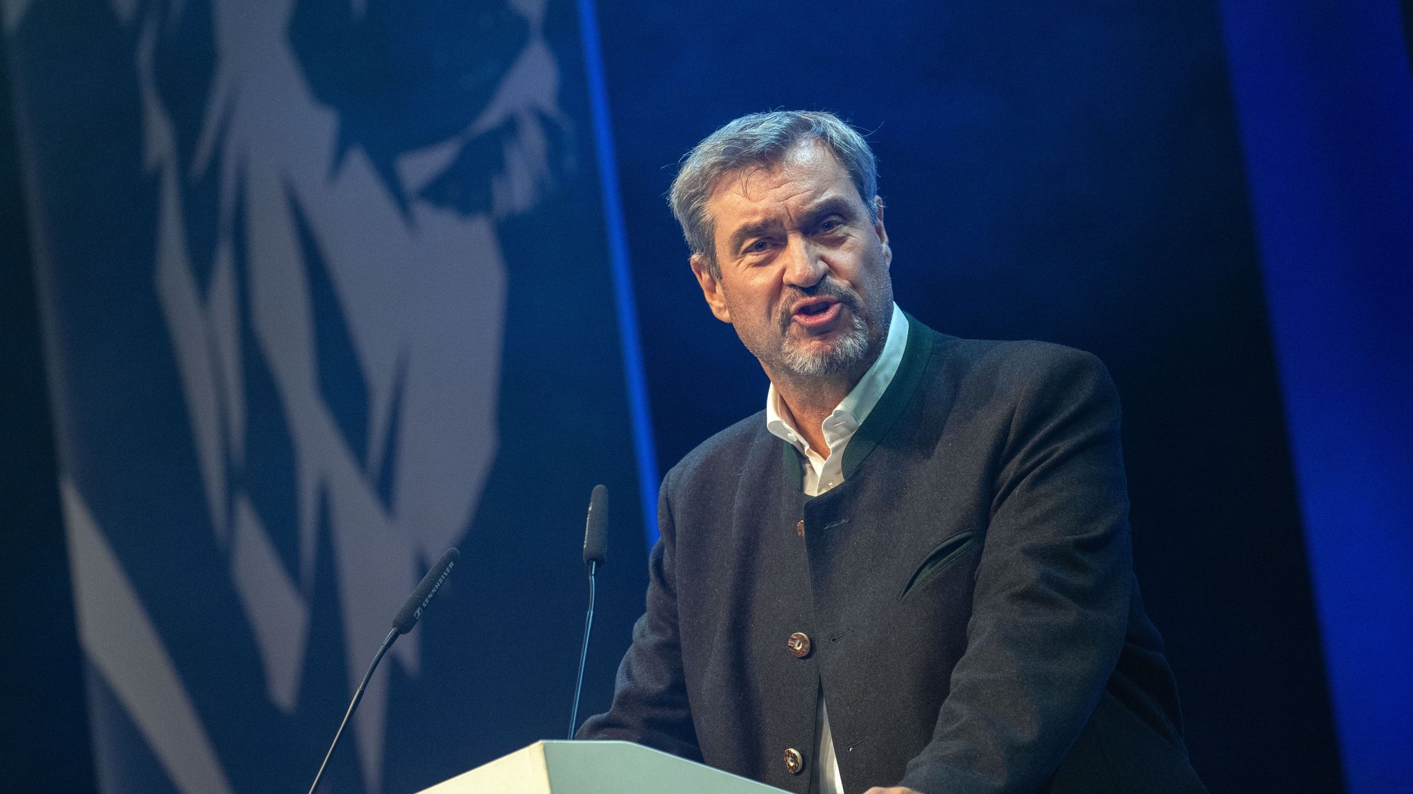 Söder: "An der Wehrpflicht führt kein Weg vorbei"