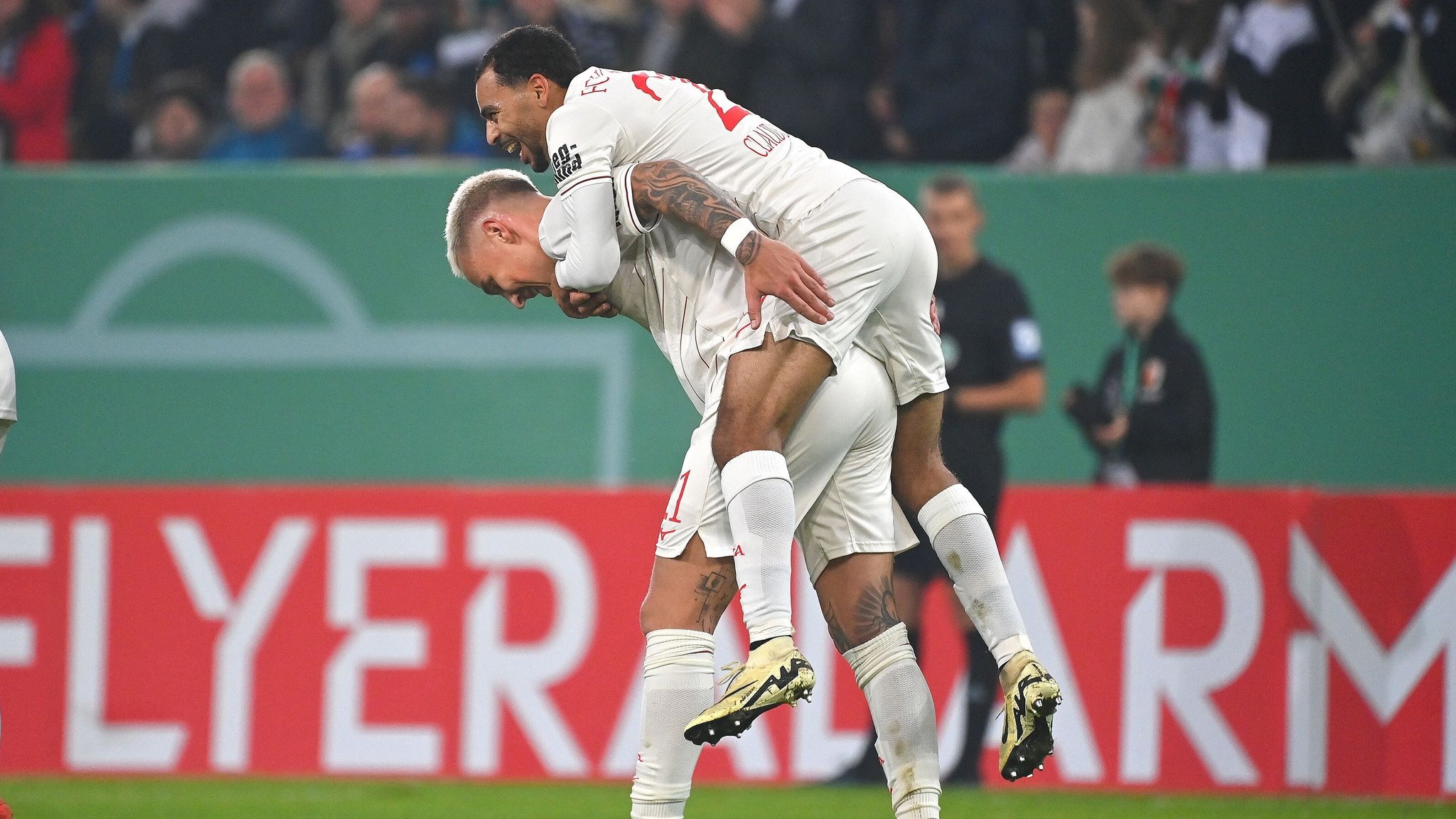 Augsburg beschert Schalke die nächste bittere Niederlage 