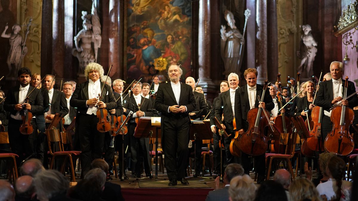 Die Münchner Philharmoniker nach einem Bruckner-Abend – ob sich an ihren Gastspielreisen künftig was ändert? 