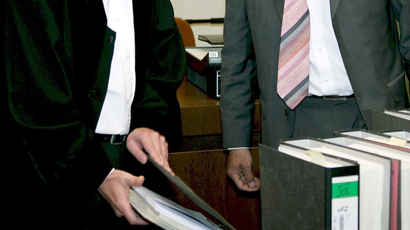 Prozessunterlagen aus dem Jahr 2007 | Bild: picture-alliance/ dpa | Matthias Schrader Prozessunterlagen aus dem Jahr 2007