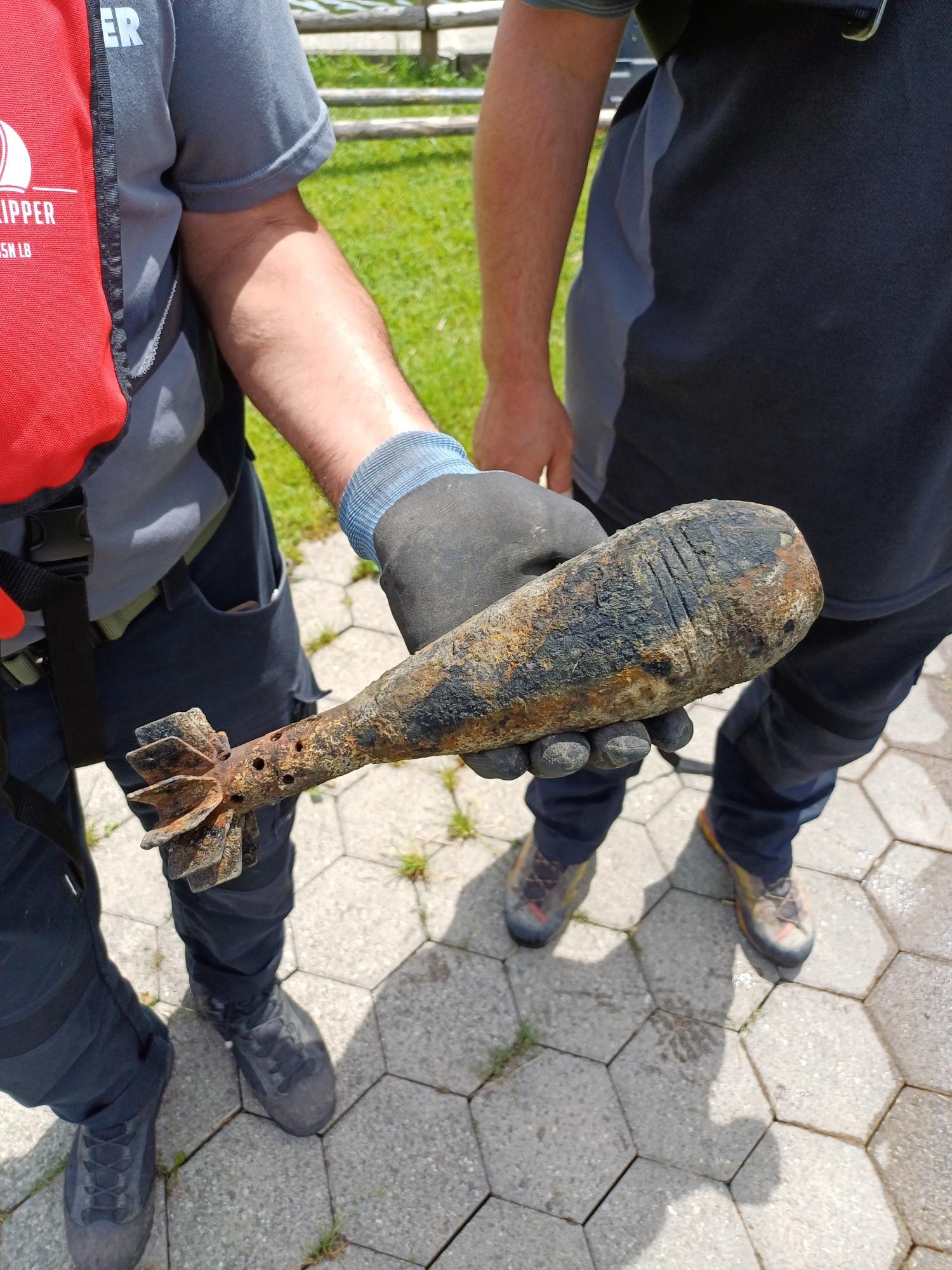 Die entschärfte Granate aus dem Zweiten Weltkrieg, die im Kleinen Alpsee aufgetaucht ist.