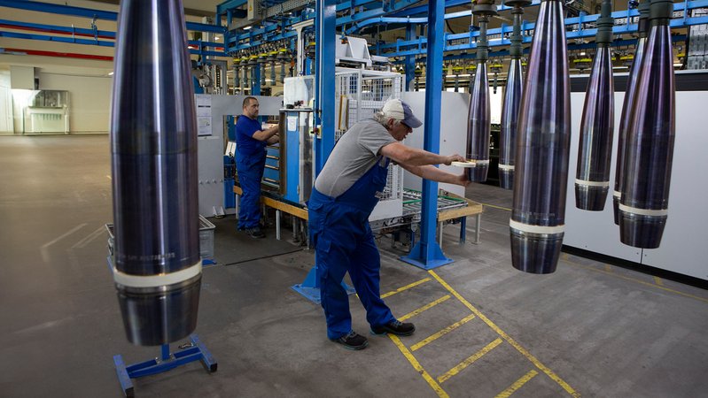 Im Video: So soll sich Europa ab 2030 verteidigen | Bild: Bayerischer Rundfunk 2025 Im Video: So soll sich Europa ab 2030 verteidigen