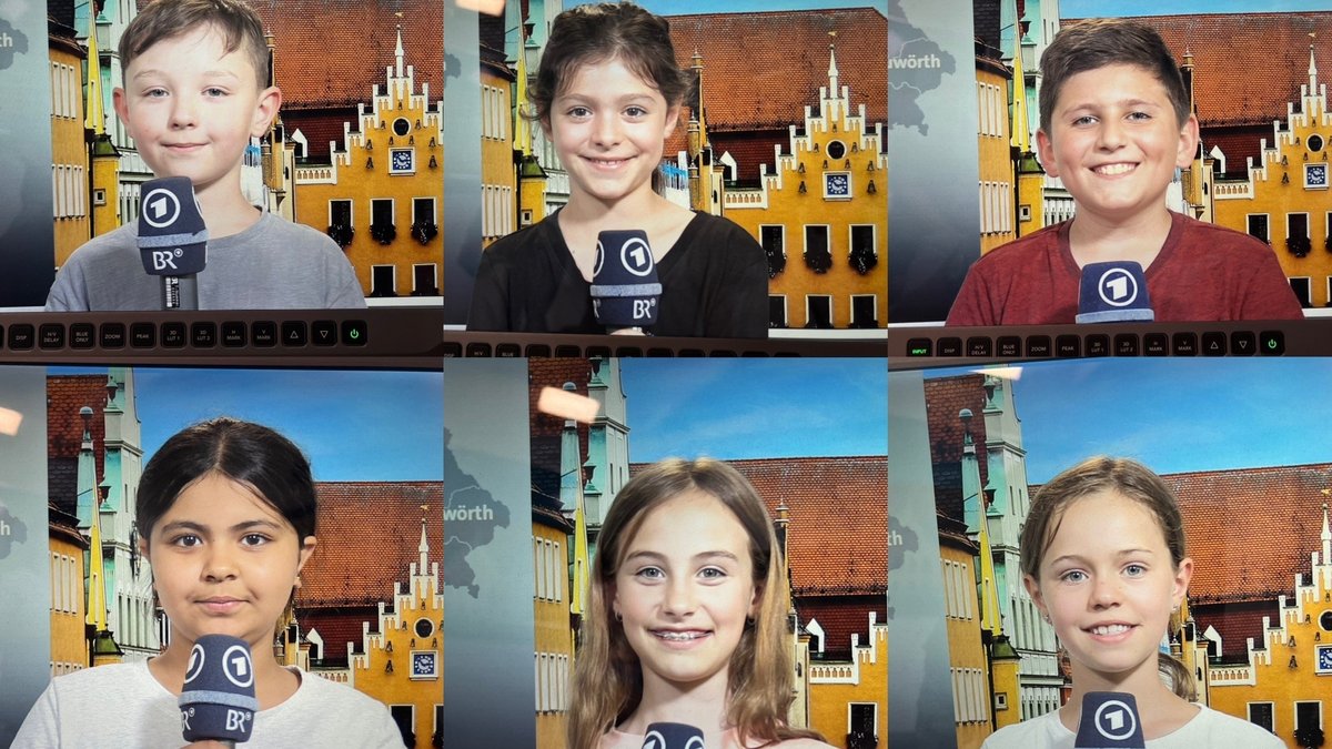 Kinder der Klasse 4c als Fernsehreporter im BR-Studio Donau-Ries.